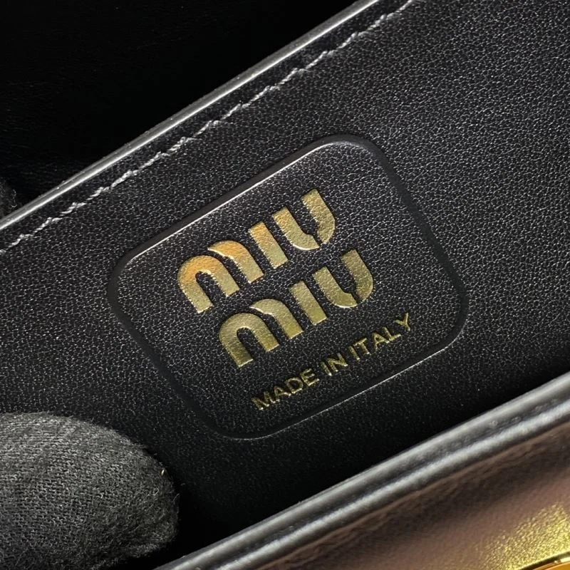 Minimalist Miu Miu Satchel Bags 43547