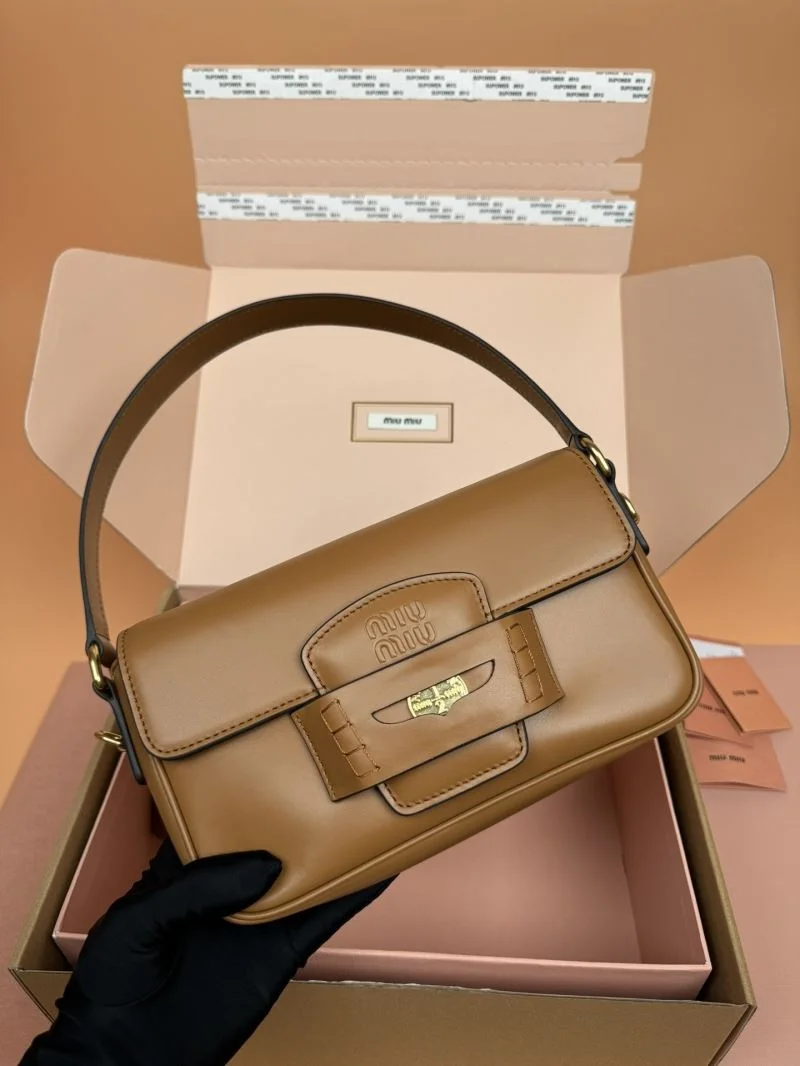 Miu Miu Satchel bags Durable 56033
