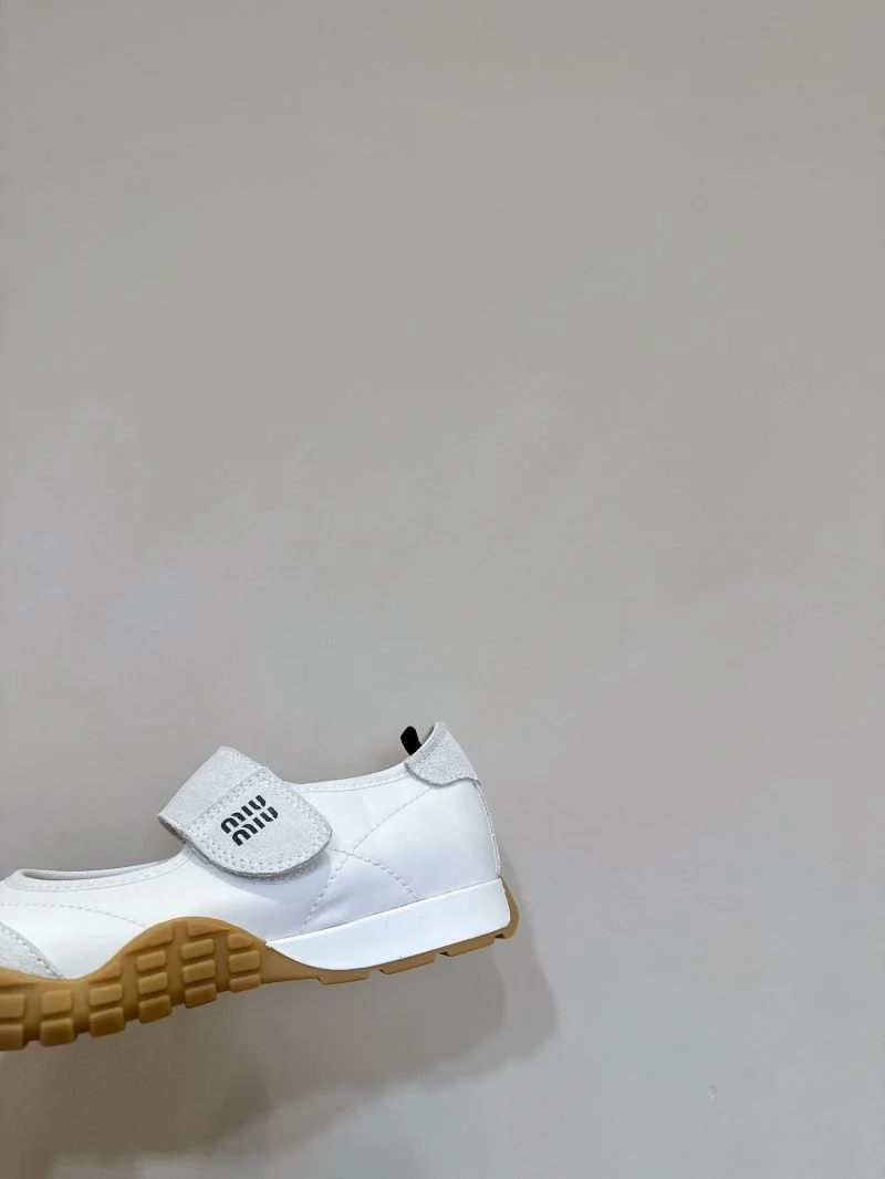 RelaxedFit Miu Miu Shoes 7515