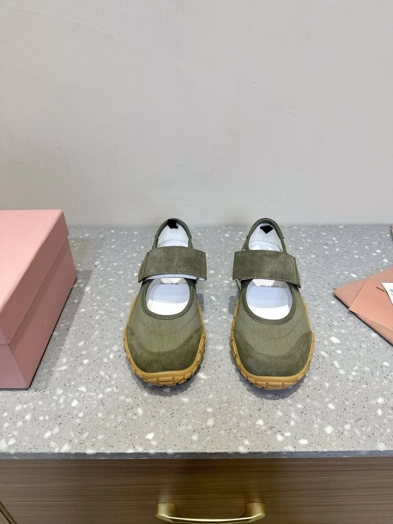 Miu Miu Shoes Casual 7511