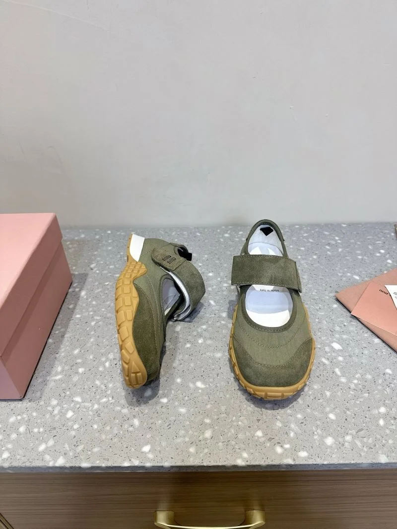 Miu Miu Shoes Casual 7511