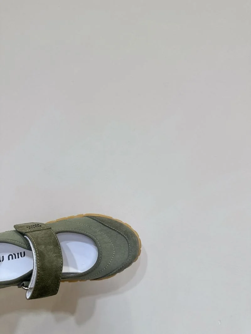 Miu Miu Shoes Casual 7511