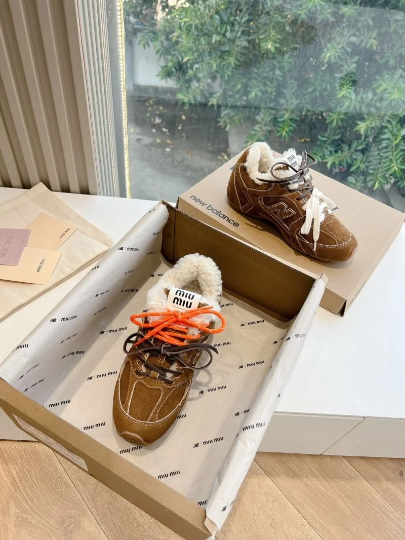 Miu Miu Shoes ZipUp 7514