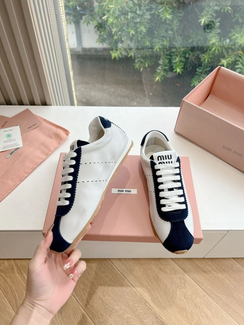 Unisex Miu Miu Shoes 7504