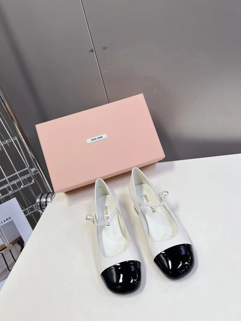 Miu Miu Shoes Versatile 7509