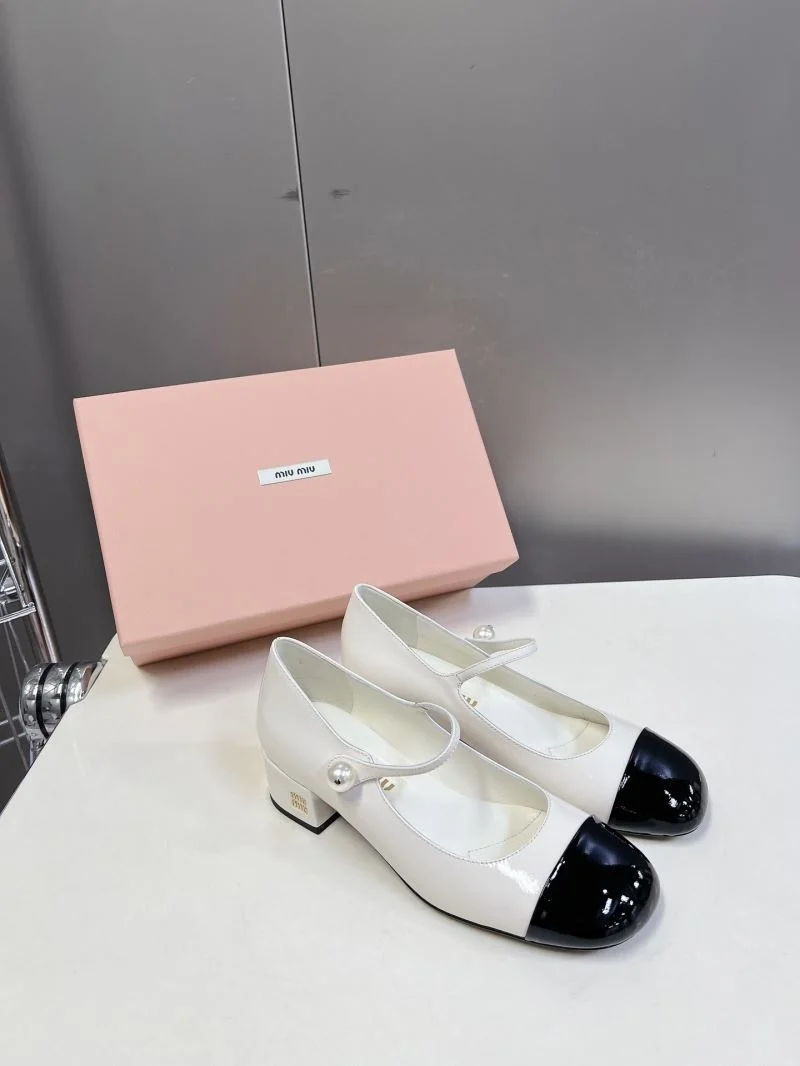 Miu Miu Shoes Versatile 7509