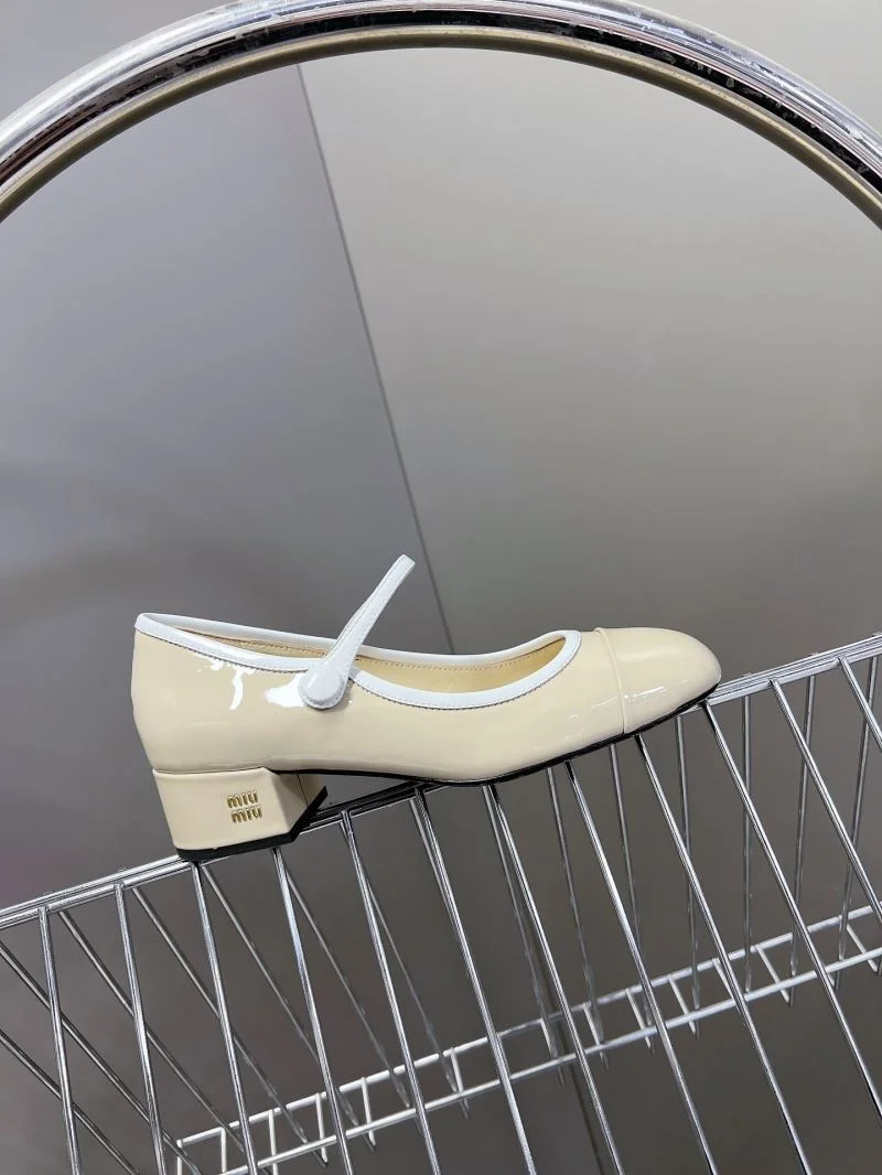 Flexible Miu Miu Shoes 7491