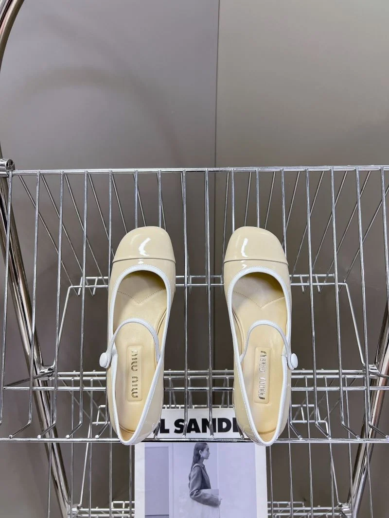 Flexible Miu Miu Shoes 7491
