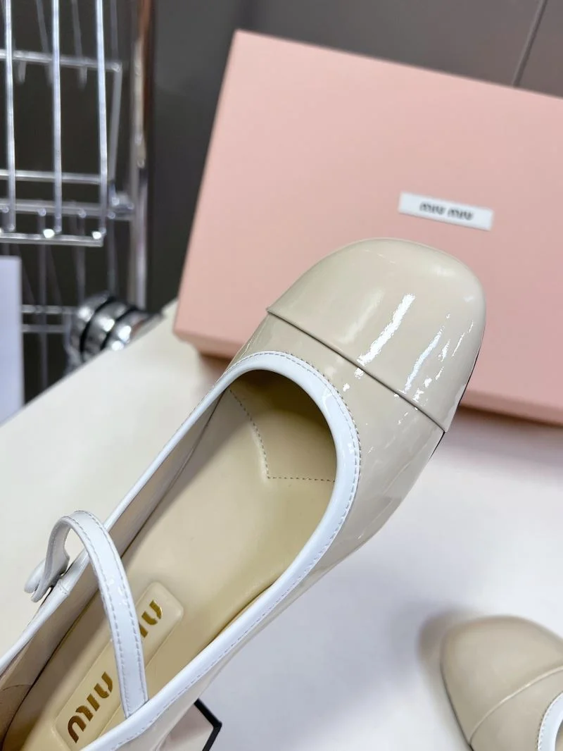 Flexible Miu Miu Shoes 7491