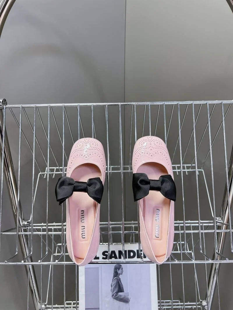 ComfortFit Miu Miu Shoes 7528