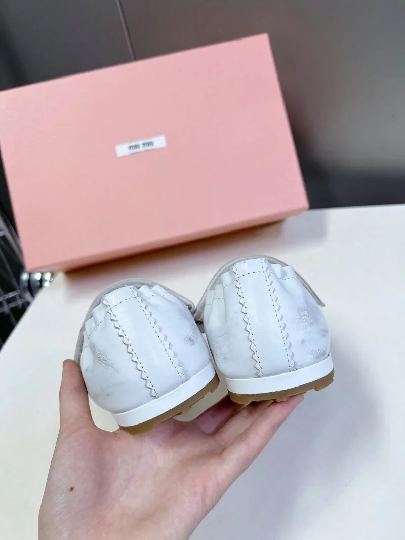 Snug Miu Miu Shoes 7524