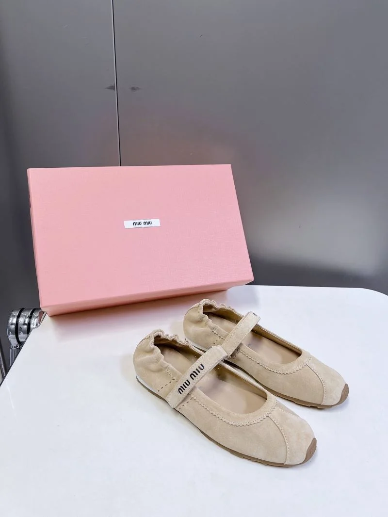 Miu Miu Shoes Durable 7537