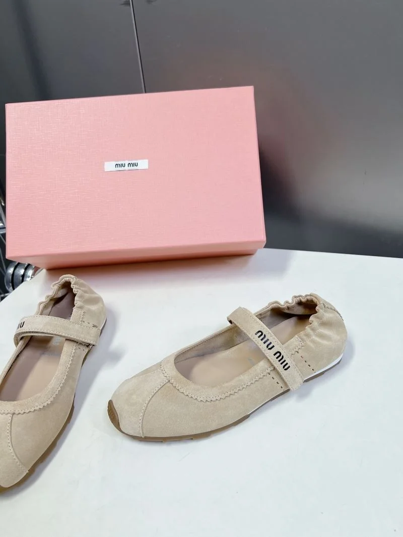 Miu Miu Shoes Durable 7537