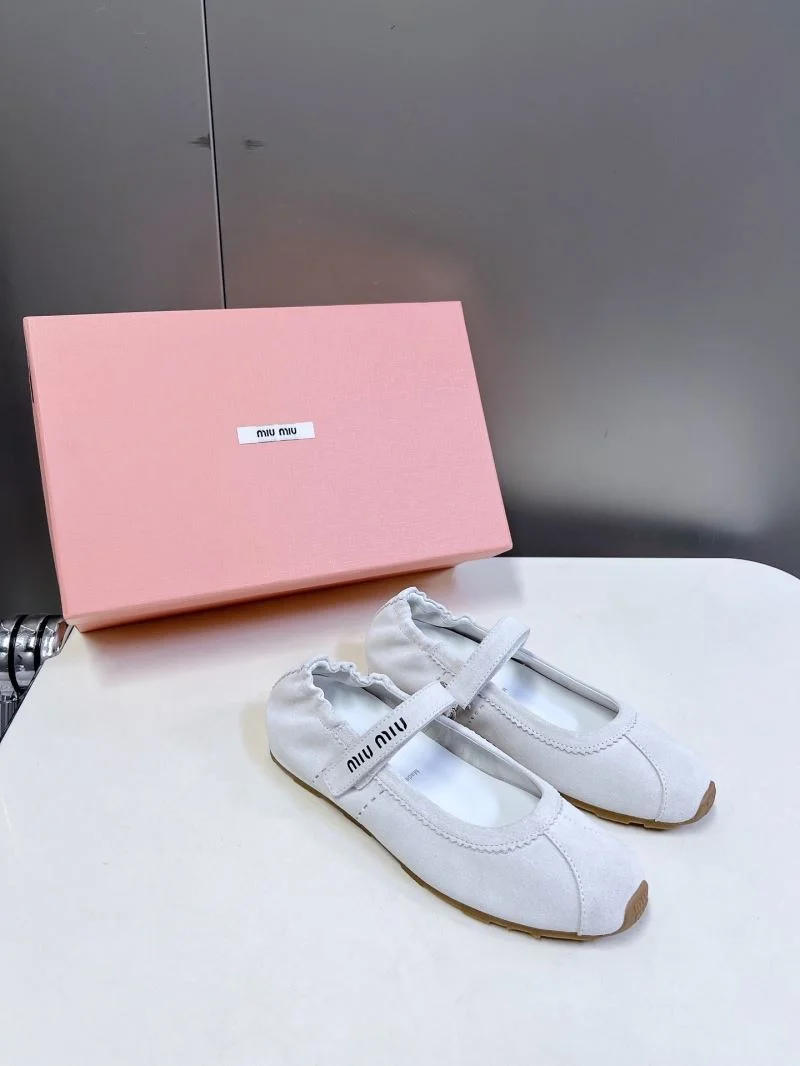 Miu Miu Shoes Casual 7479