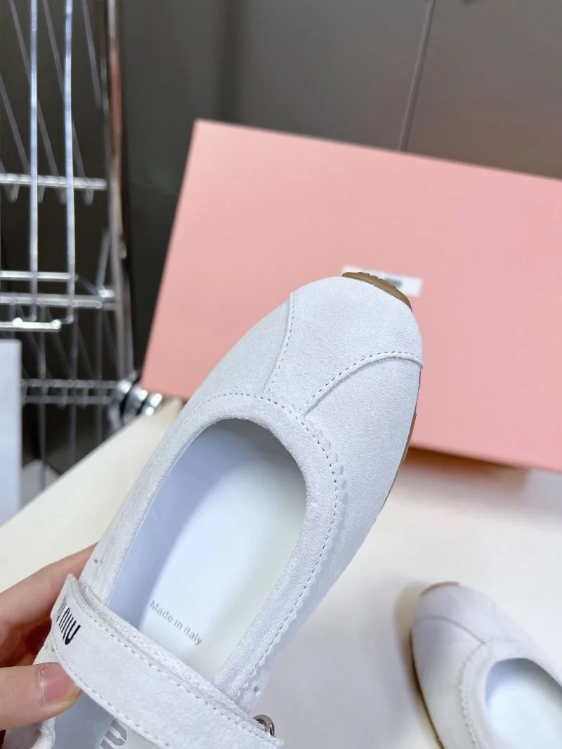 Miu Miu Shoes Casual 7479