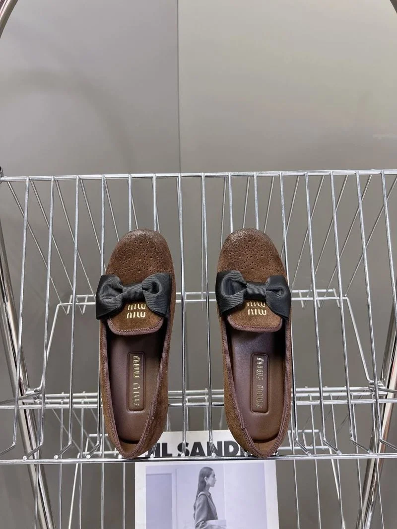 WellDesigned Miu Miu Shoes 7527