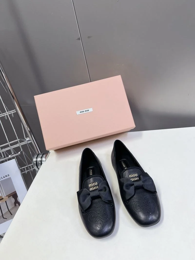 Miu Miu Shoes Lightweight 7510