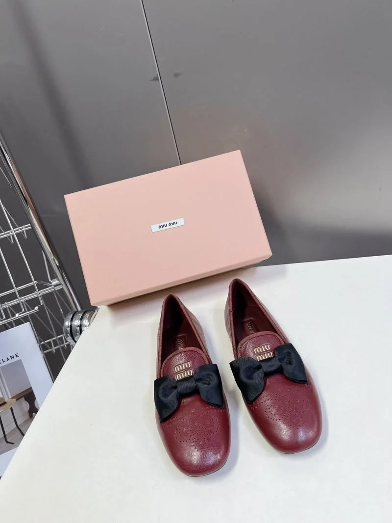 Trendsetting Miu Miu Shoes 7498