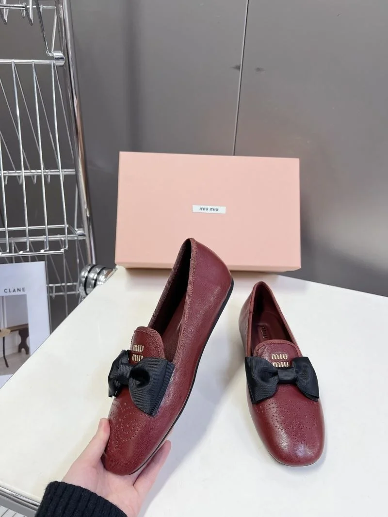 Trendsetting Miu Miu Shoes 7498
