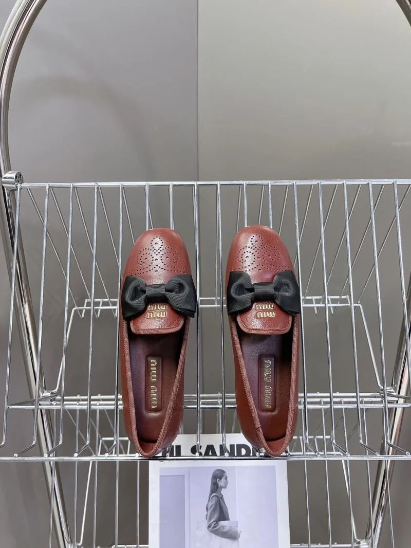 Trendsetting Miu Miu Shoes 7498
