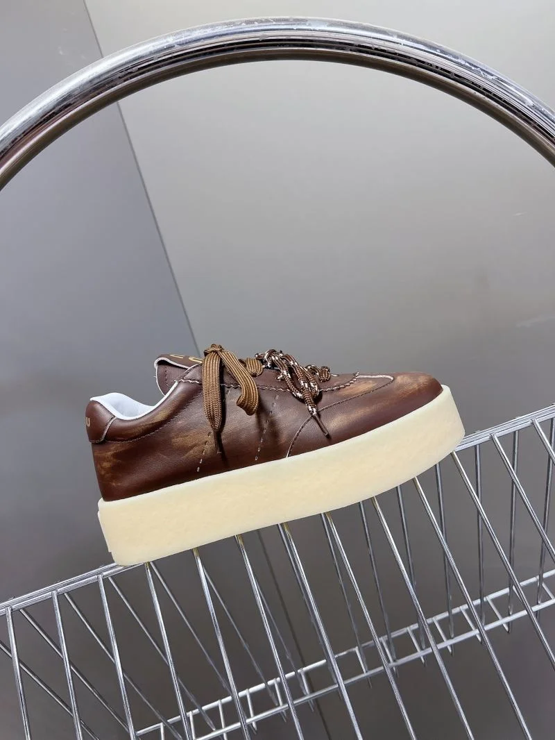 Compact Miu Miu Shoes 7501