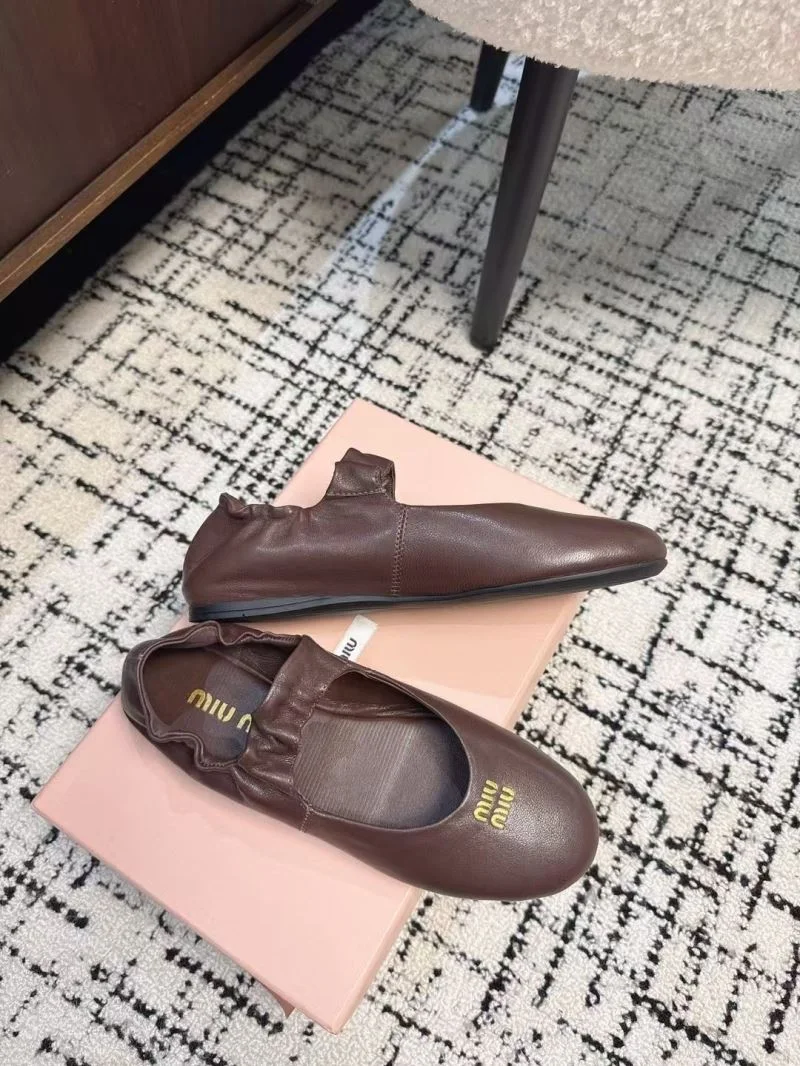 Miu Miu Shoes Practical 7458