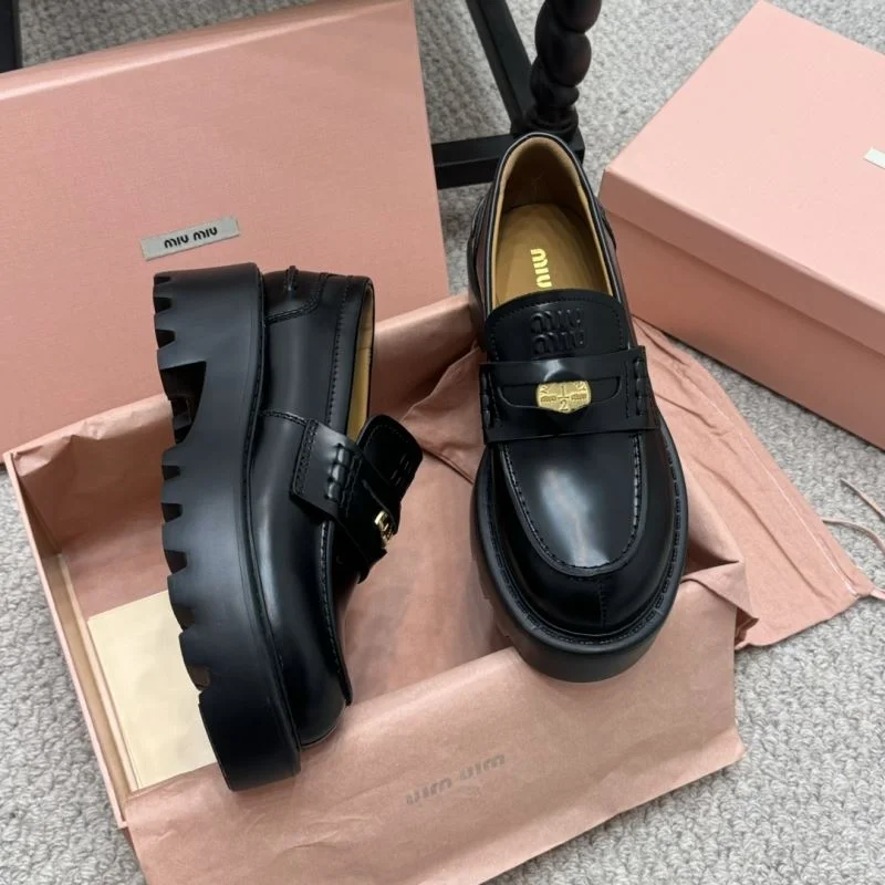 Miu Miu Shoes SmartChoice 7418