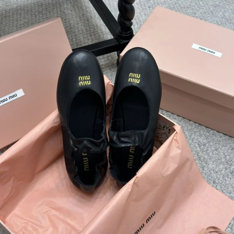 Miu Miu Shoes WaterResistant 7415