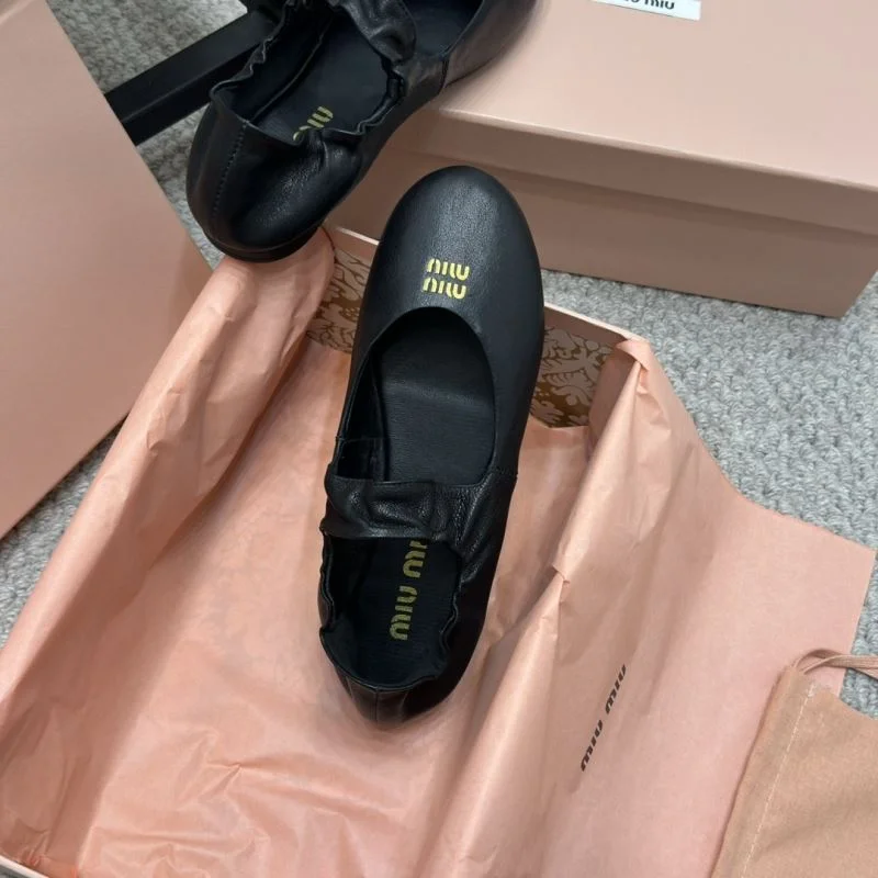 Miu Miu Shoes WaterResistant 7415