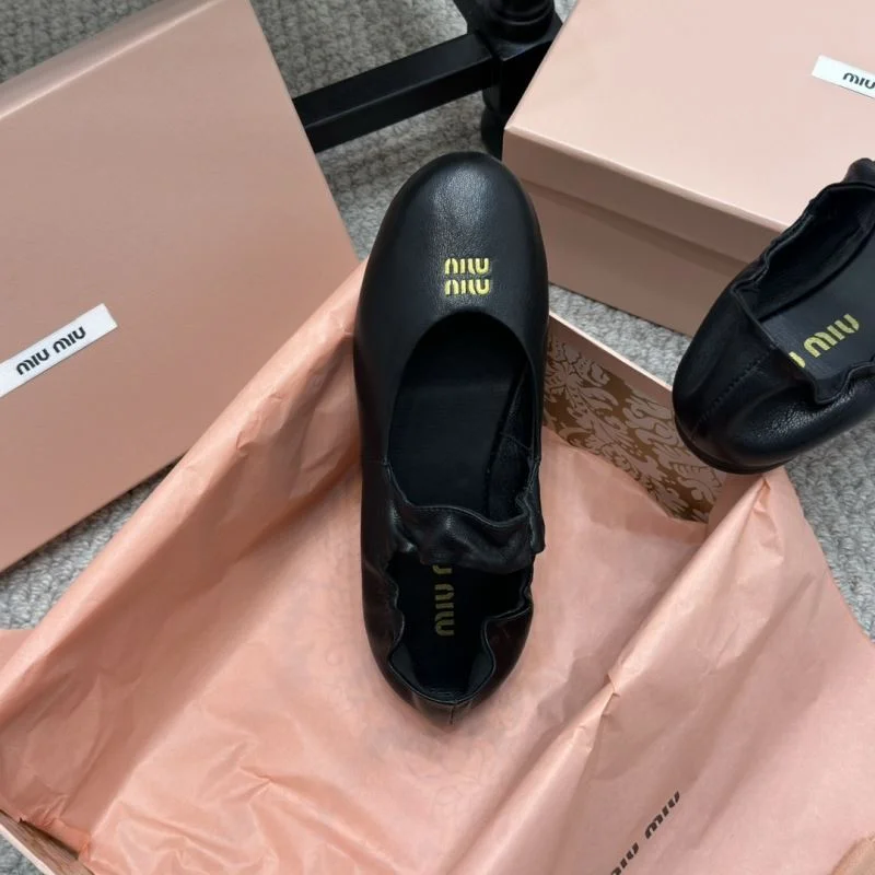 Miu Miu Shoes WaterResistant 7415