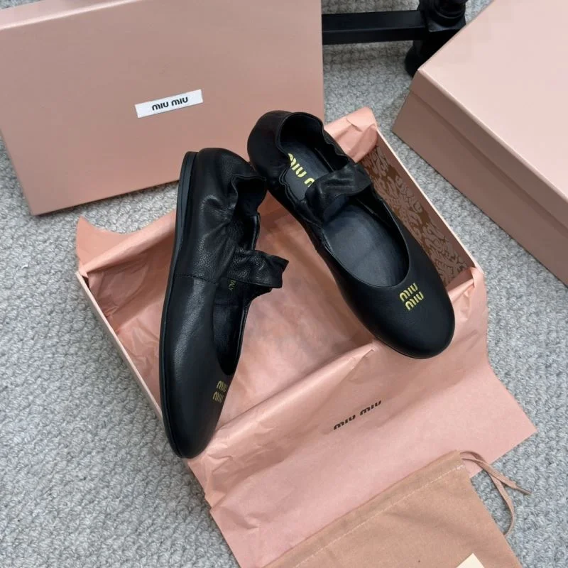 Miu Miu Shoes WaterResistant 7415
