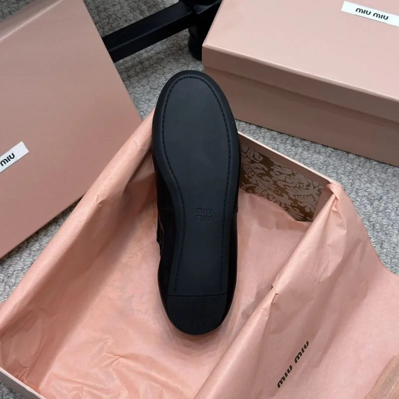 Miu Miu Shoes WaterResistant 7415