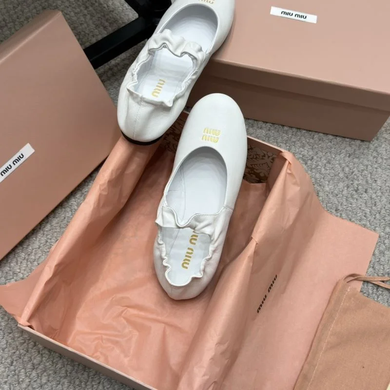 Supportive Miu Miu Shoes 7449