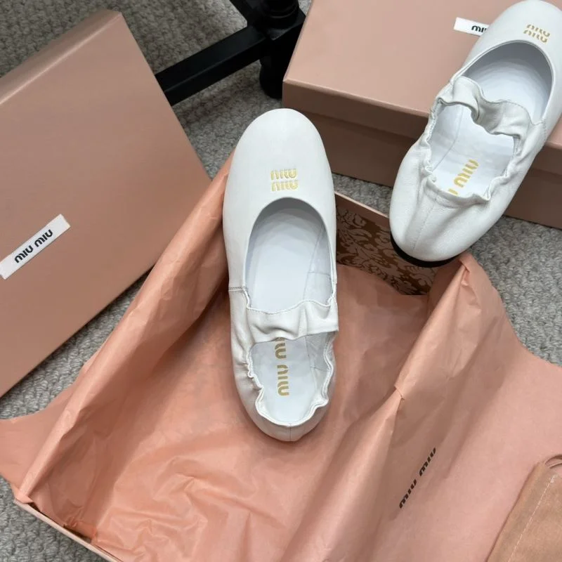 Supportive Miu Miu Shoes 7449