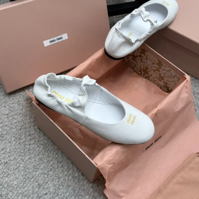 Supportive Miu Miu Shoes 7449