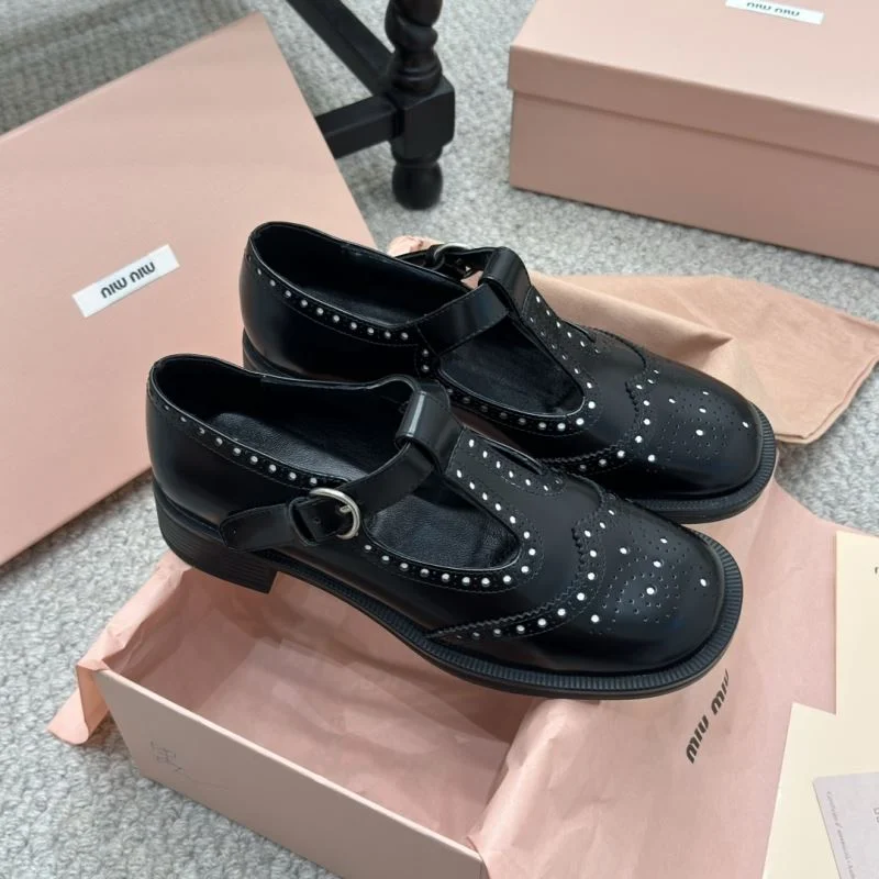 Miu Miu Shoes Refined 7477