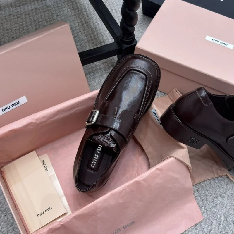 Miu Miu Shoes Compact 7423