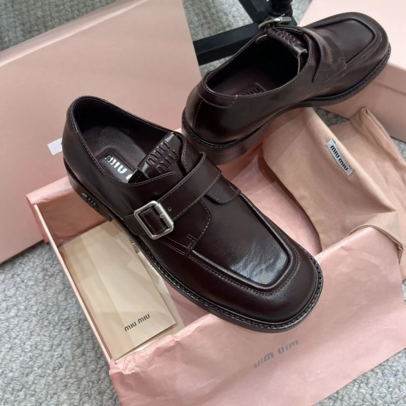 Miu Miu Shoes Compact 7423