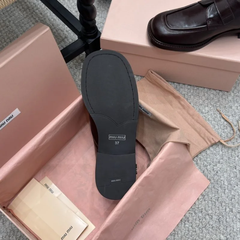 Miu Miu Shoes Compact 7423