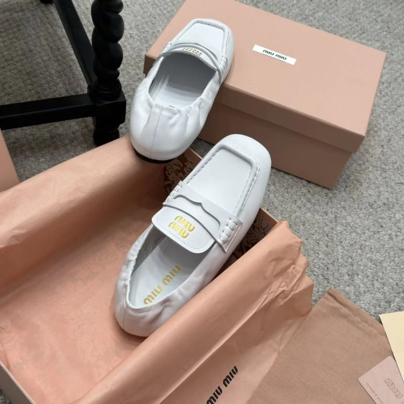 ModernLook Miu Miu Shoes 7455
