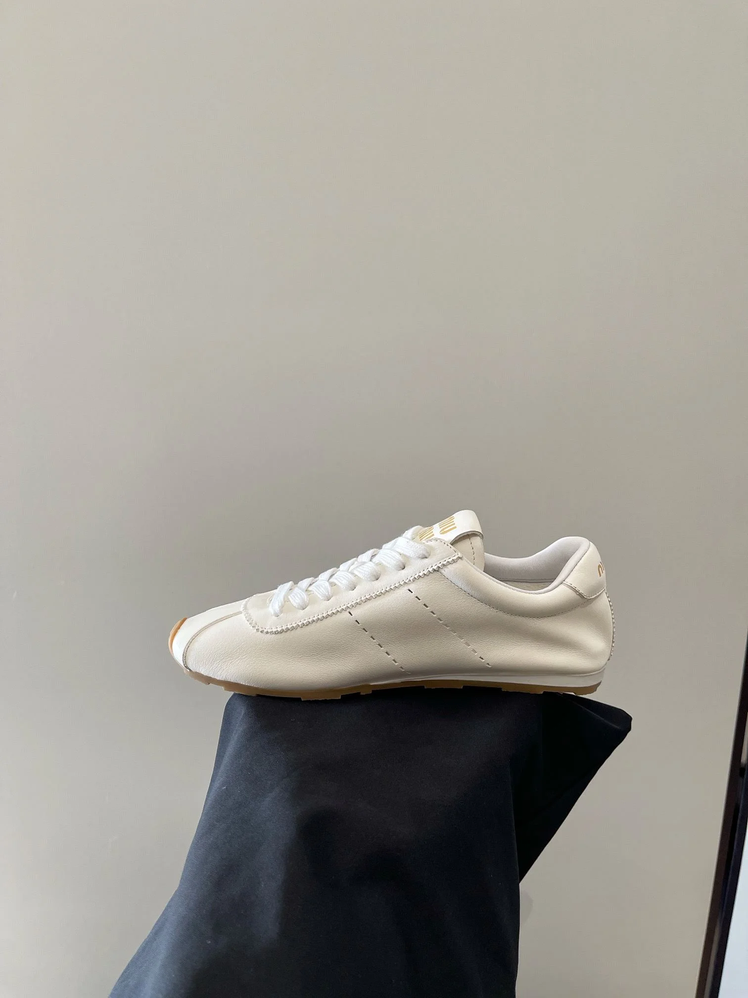 Neat Miu Miu Shoes 7400