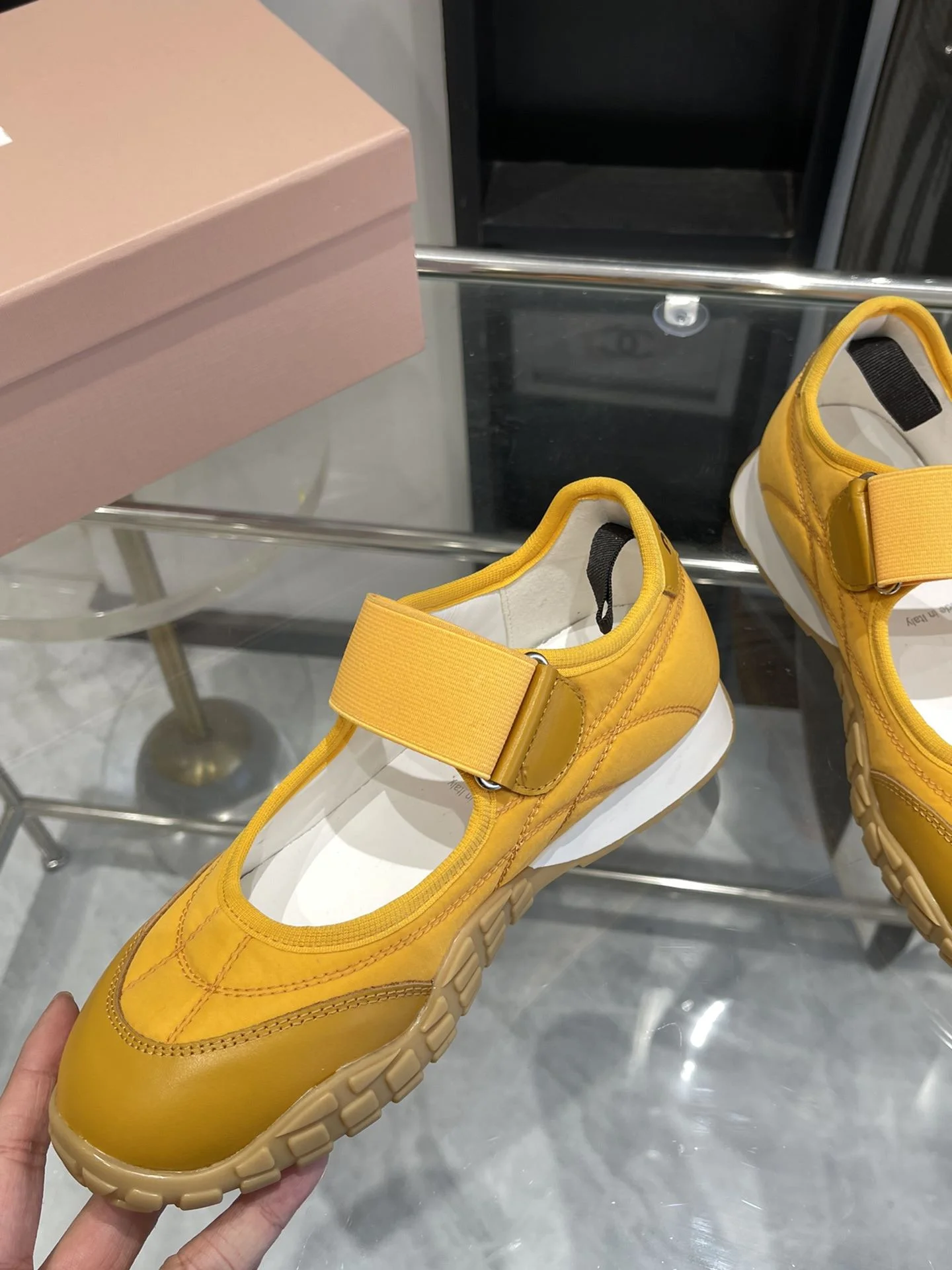 Miu Miu Shoes Sophisticated 7426