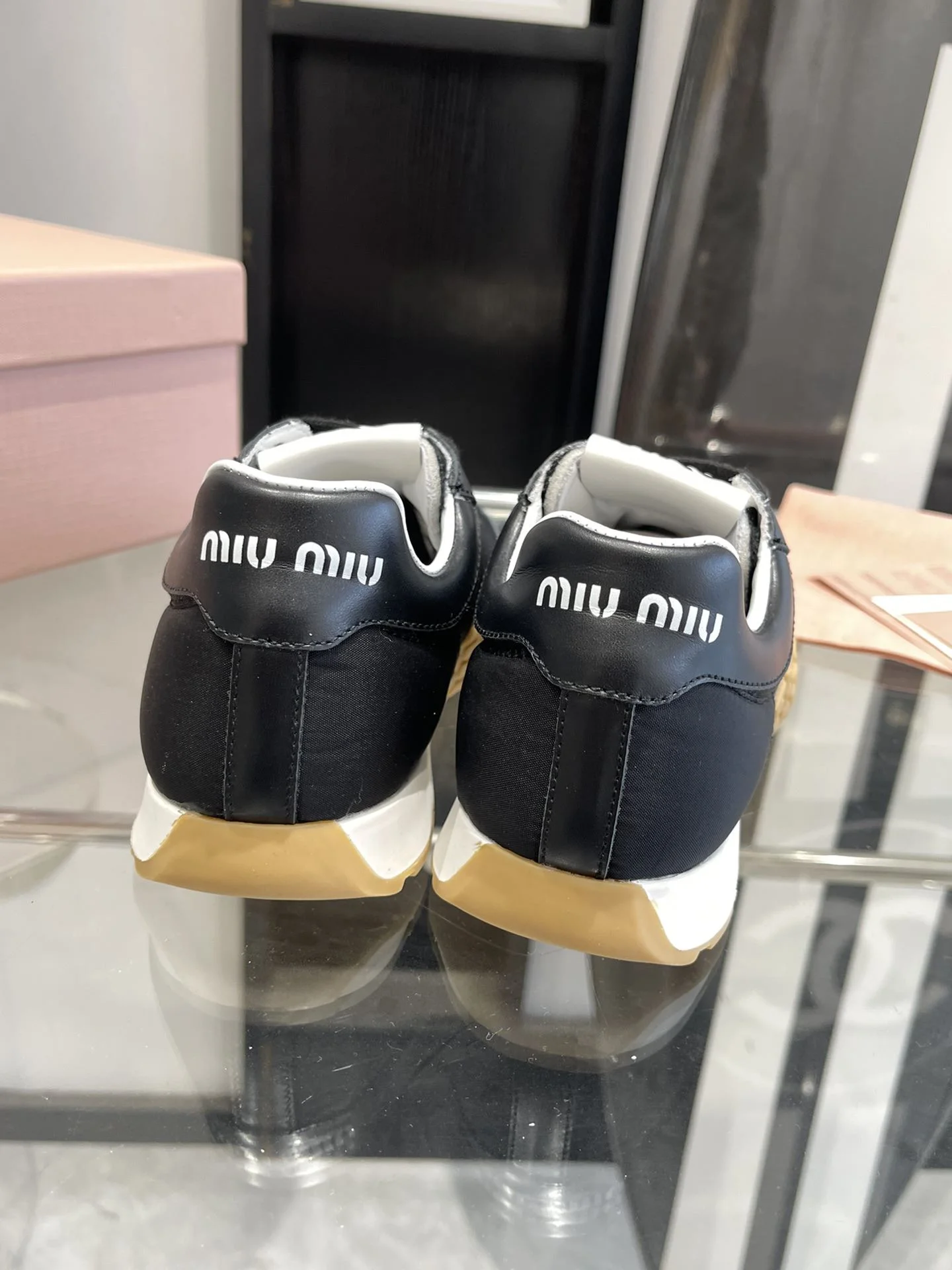 Miu Miu Shoes WellDesigned 7487