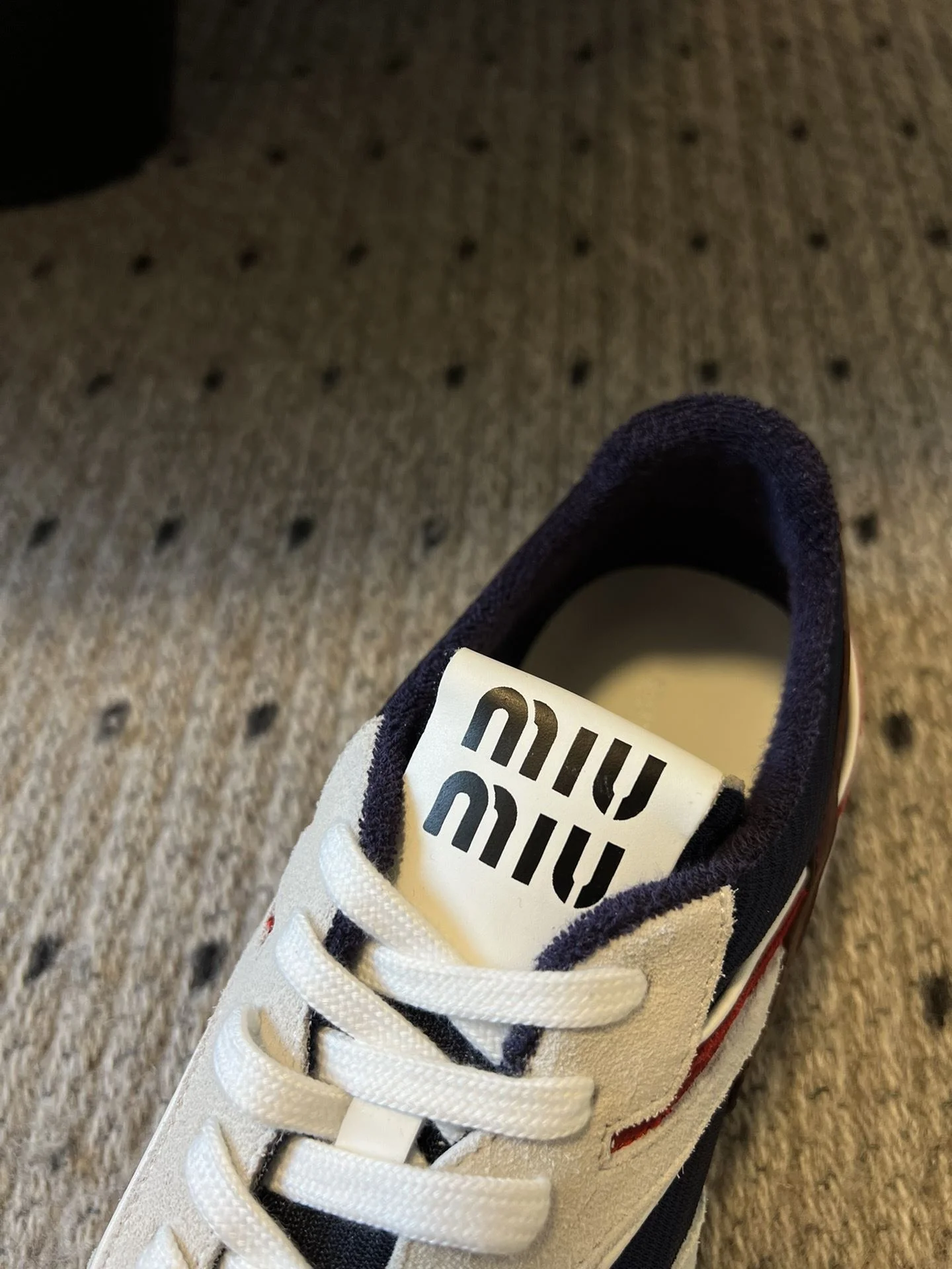 Miu Miu Shoes Lightweight 7389