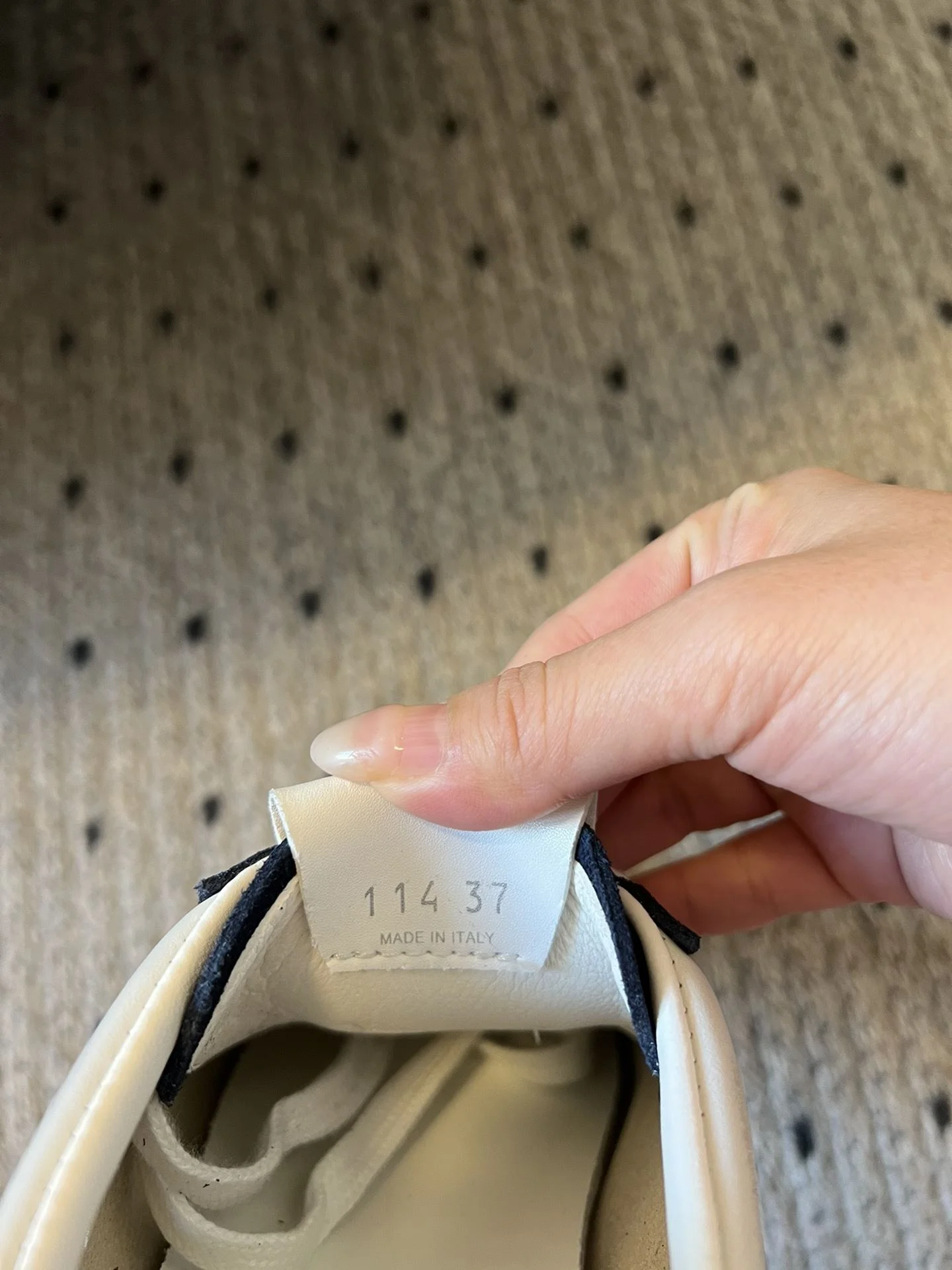 Miu Miu Shoes Lightweight 7372