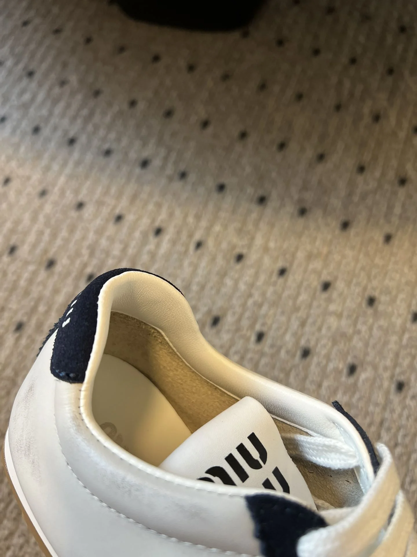 Miu Miu Shoes Lightweight 7372