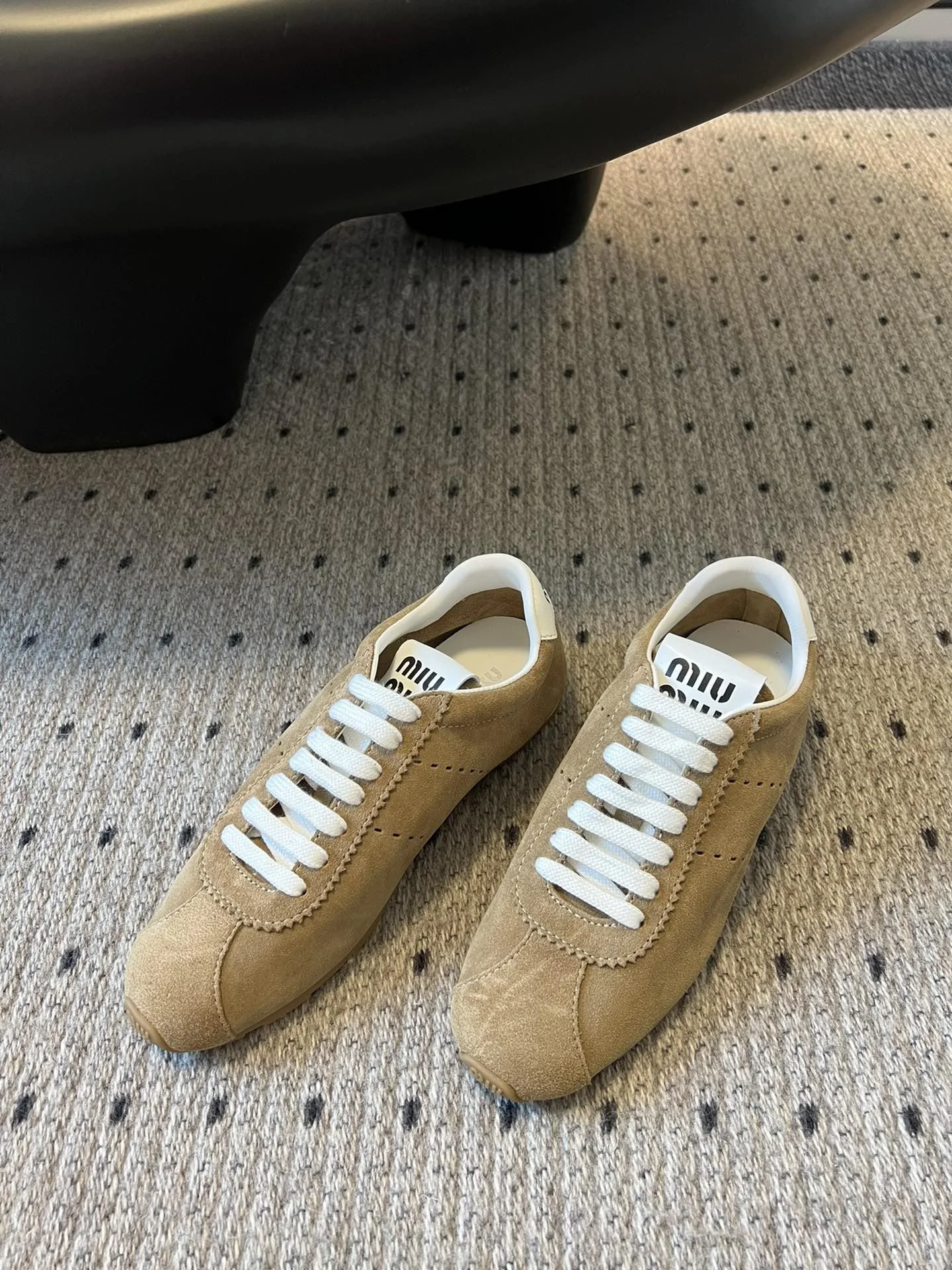 UrbanChic Miu Miu Shoes 7430