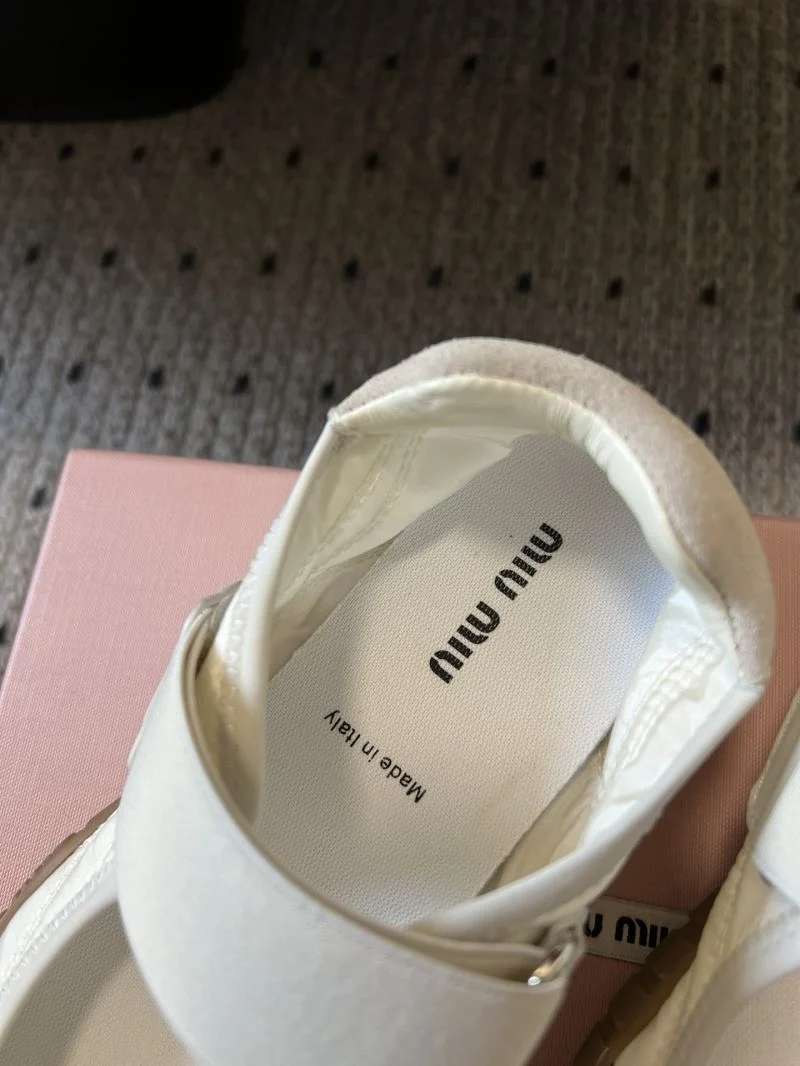 Miu Miu Shoes Versatile 7382
