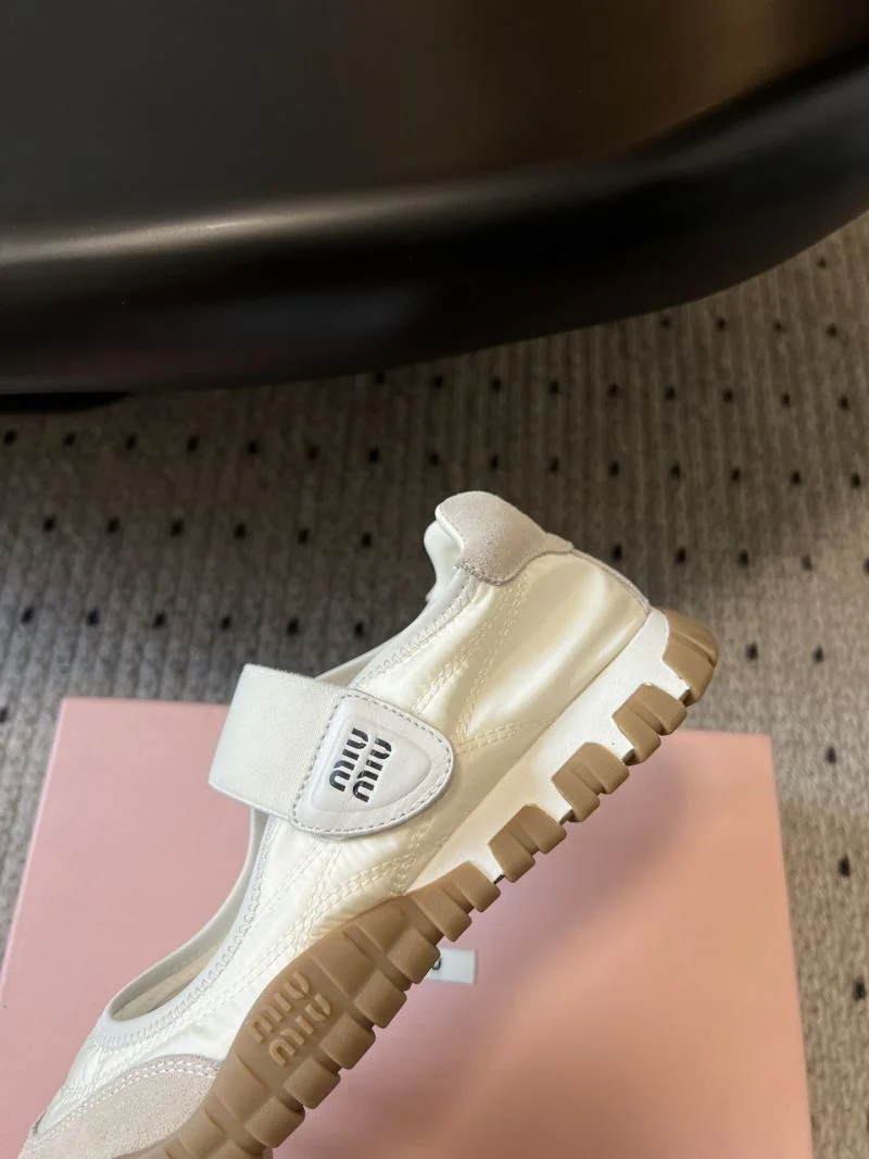 Miu Miu Shoes Versatile 7382