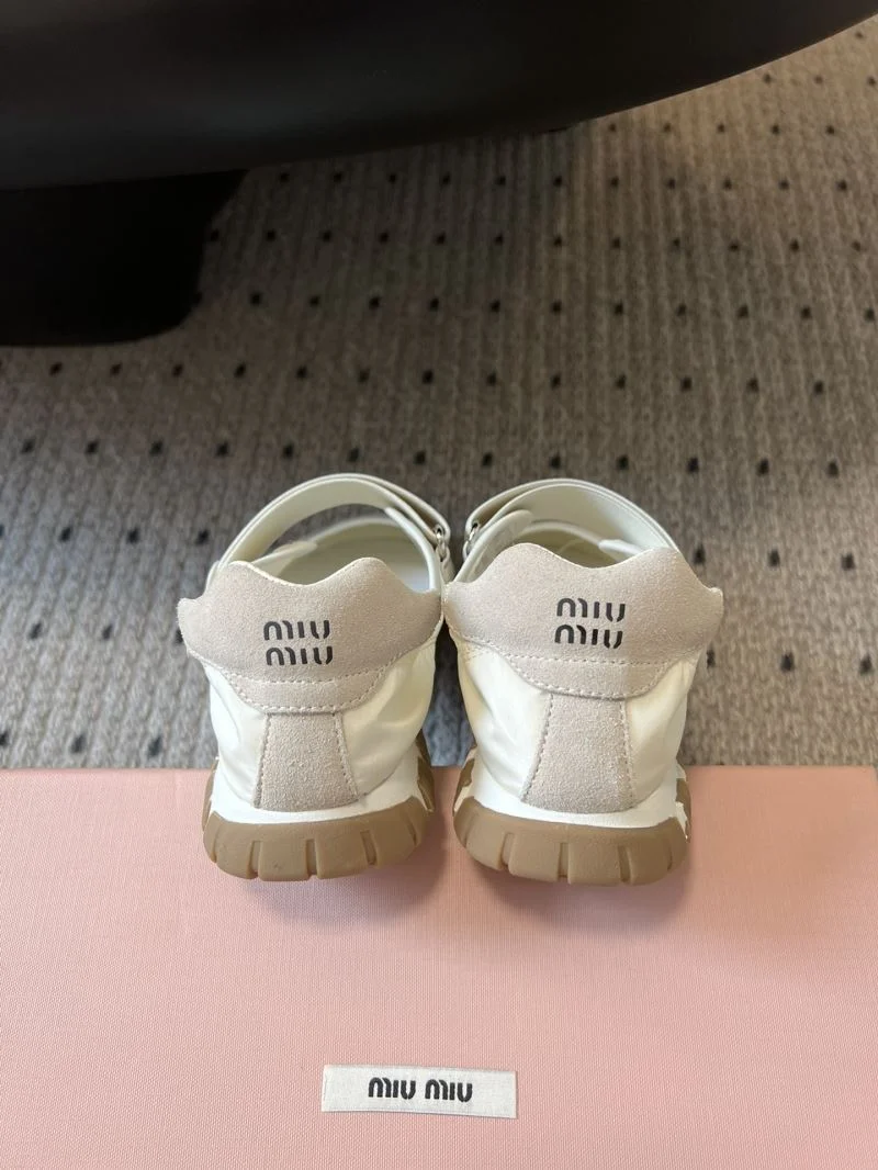 Miu Miu Shoes Versatile 7382